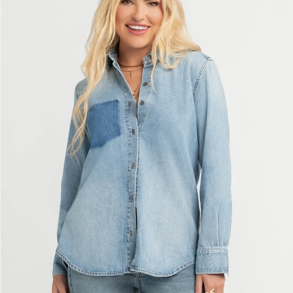 NWT Jessica Simpson Light Wash Denim Button-Down Shirt